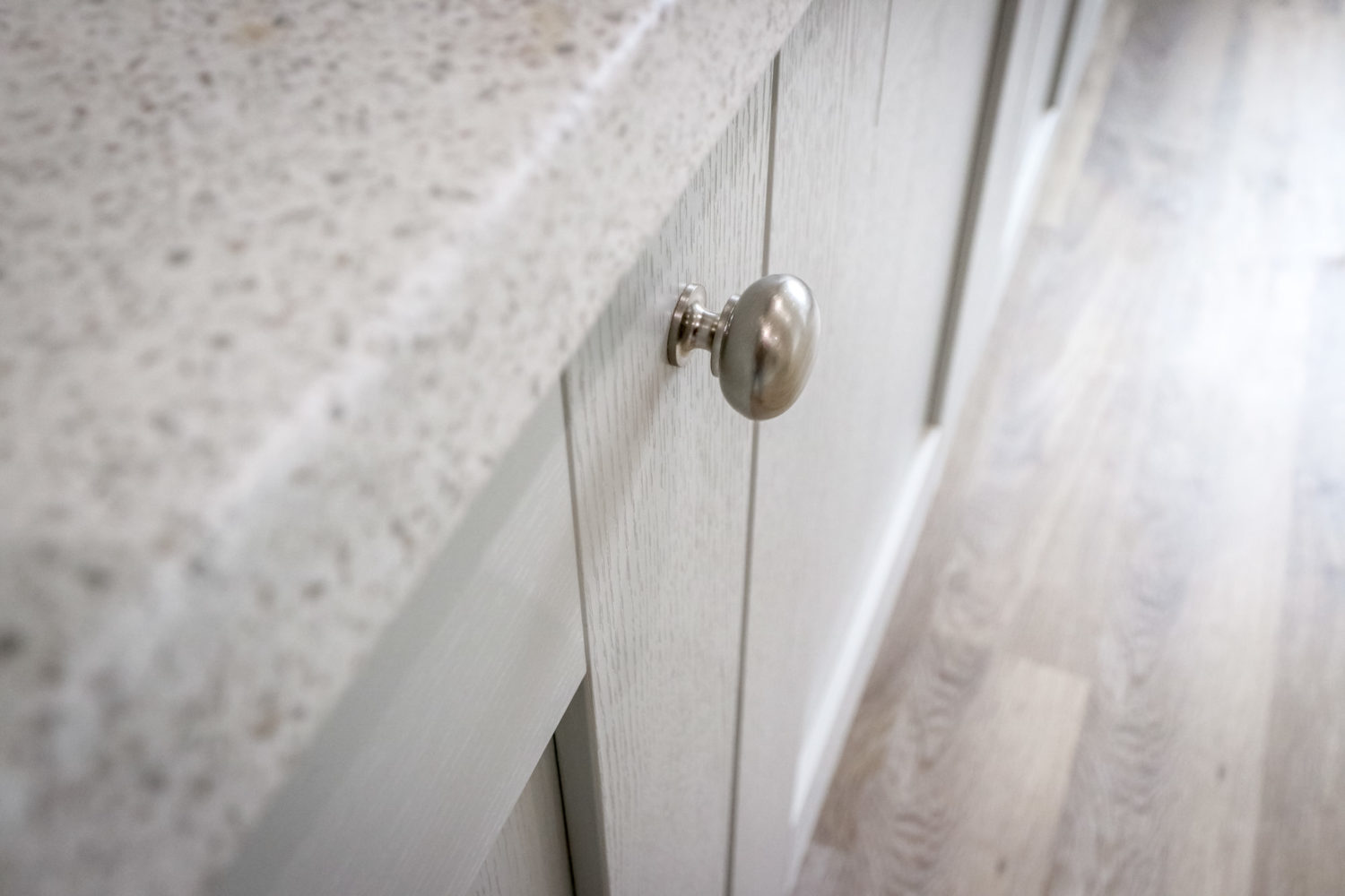 moonhill-int-pl16-6727_MR