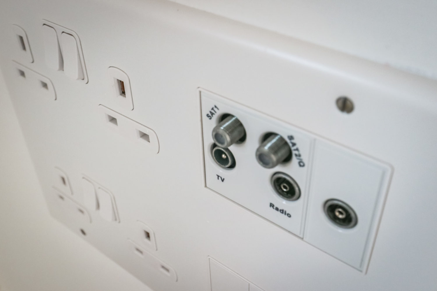 moonhill-int-pl16-6731_MR