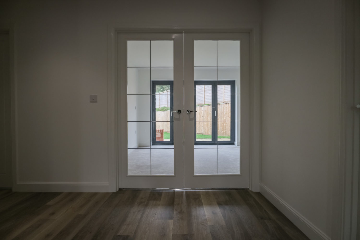 moonhill-int-pl16-6763_MR